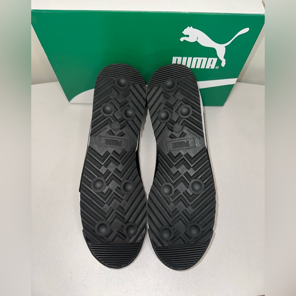 👟 Puma Roma Basic White and Black Sneakers - Picture 3 of 6